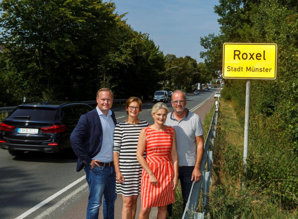 (v.l.n.r.): Bezirksvertreter Nils Schappler, Sybille Benning MdB, Ratsfrau Angela Sthler und Christoph Brands, Vorsitzender der CDU Roxel  